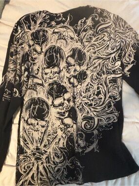 Xtreme Couture Black Graphic Tee with White Print L